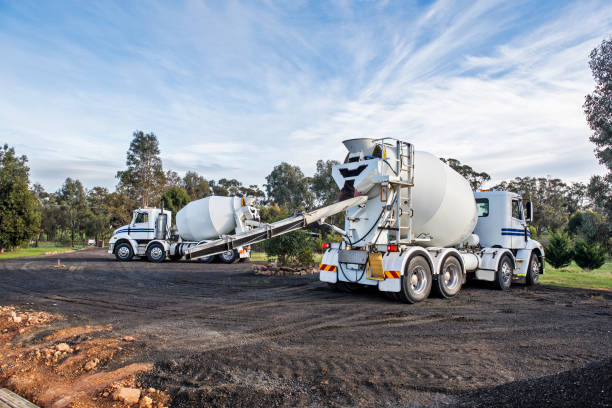 Best Custom Concrete Contractor  in Hilliard, OH